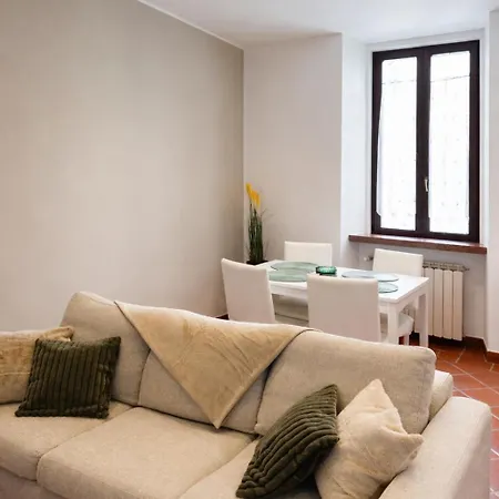 Marconi Apartment *