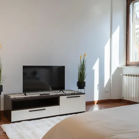 Marconi Apartment